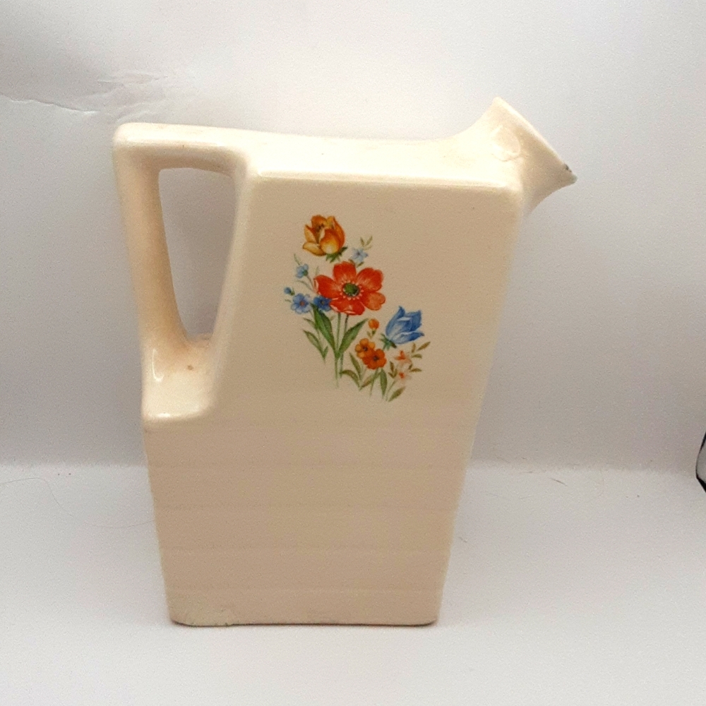 Vintage Universal Potteries Cambridge Oven proof Pitcher